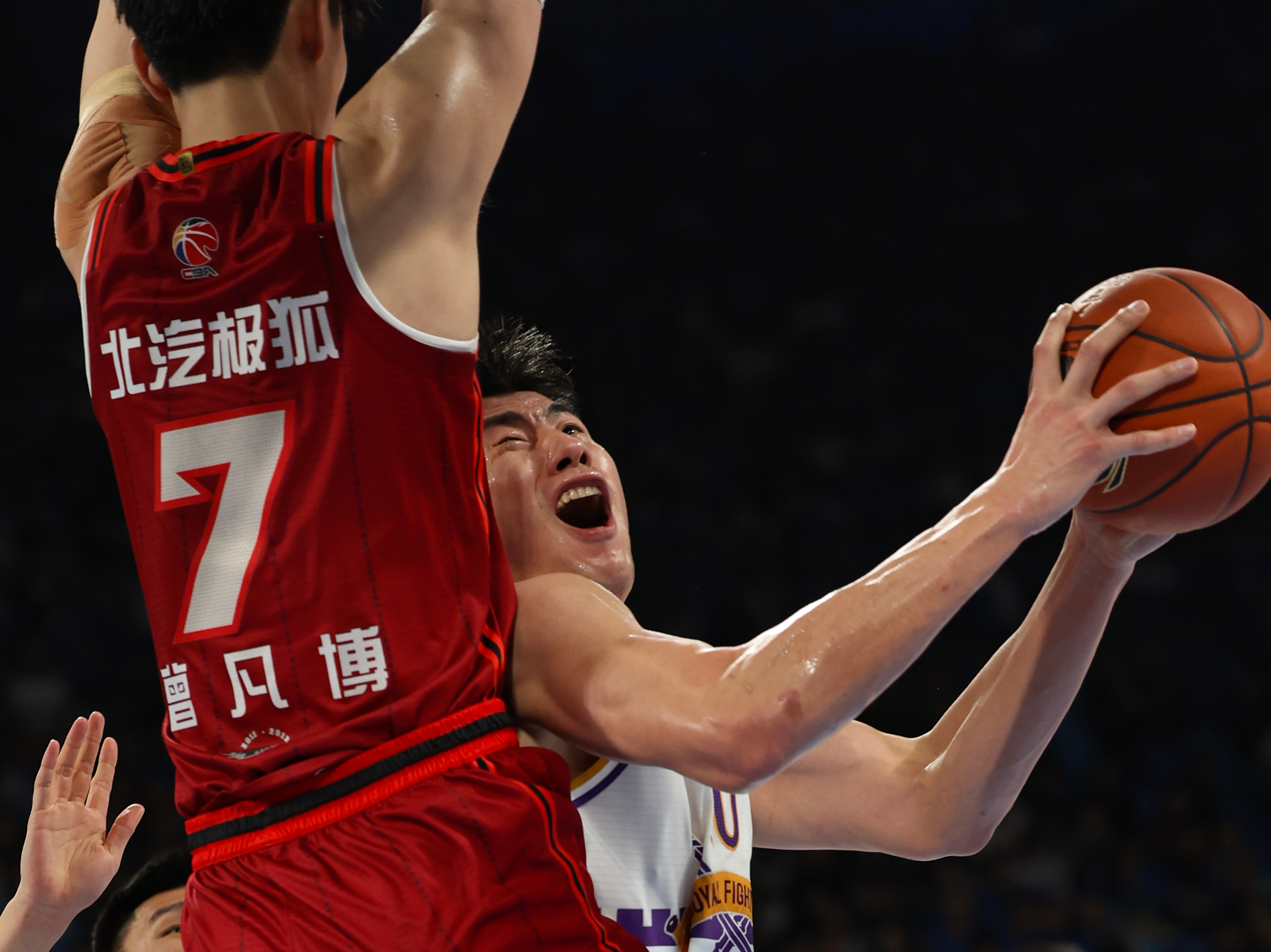 乐鱼体育app下载-北京队成为本场最大亮点，CBA季后赛瞬间破防，失误