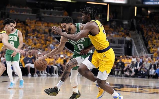 瓦伦西亚奋力反击,实现逆转胜利 瓦伦西亚奋力反击,实现逆转胜利