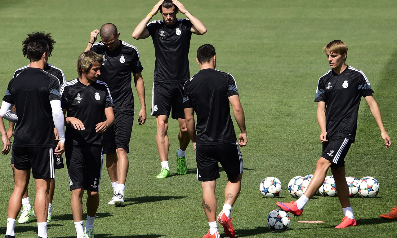 乐鱼体育链接-卡迪斯主场逼平马拉加，保持不败的简单介绍