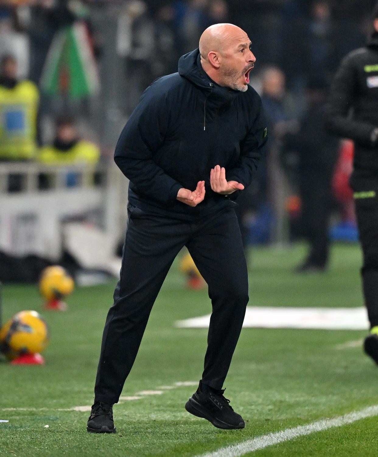 博洛尼亚主场大胜,后卫盯防严密无失误的简单介绍 博洛尼亚主场大胜,后卫盯防严密无失误的简单介绍