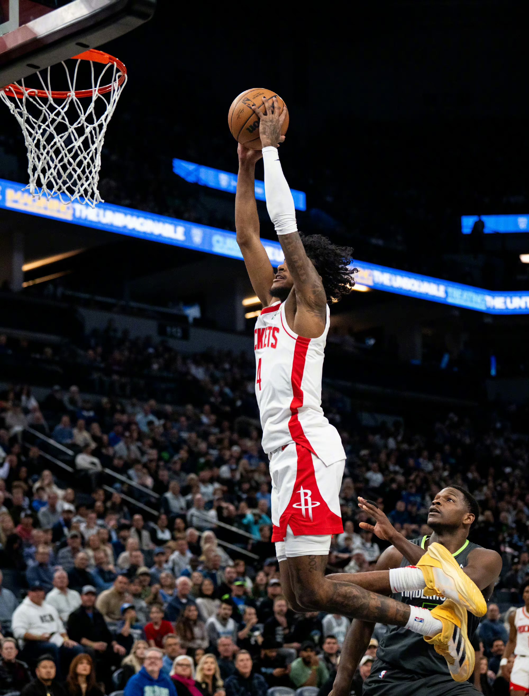 火箭大胜太阳，终结两连败