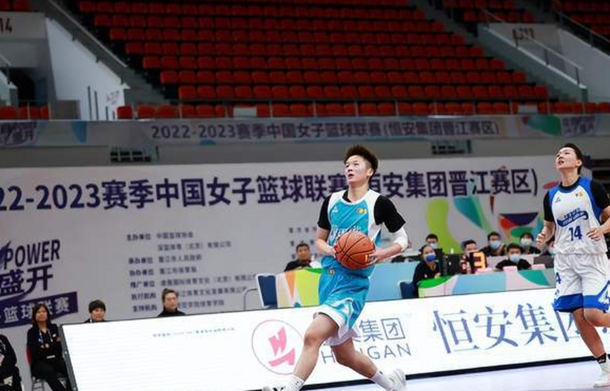 乐鱼体育下载-北京首钢豪取连胜，晋级晋级！