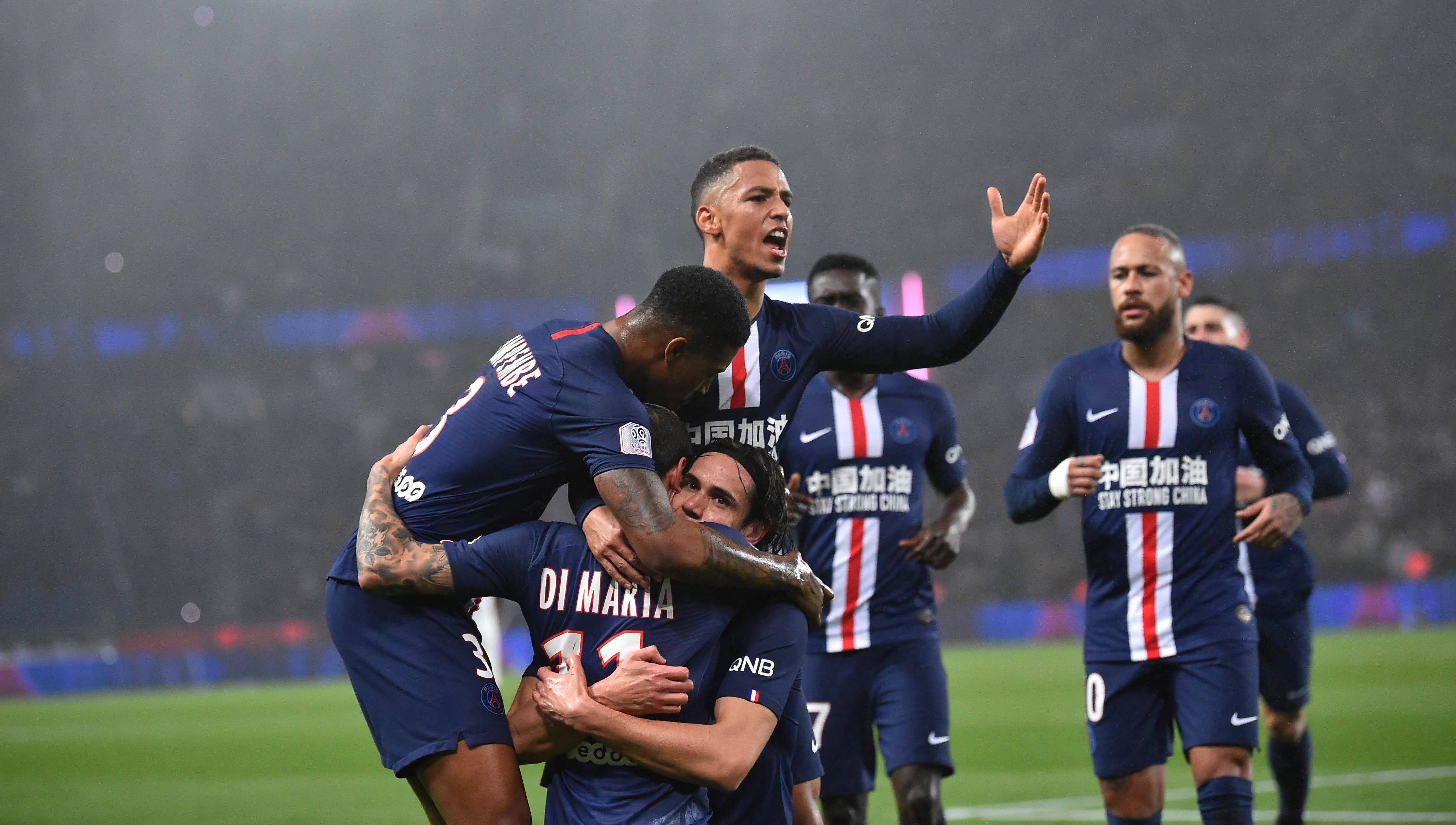 关注焦点！欧洲足球赛场的惊天一战的简单介绍